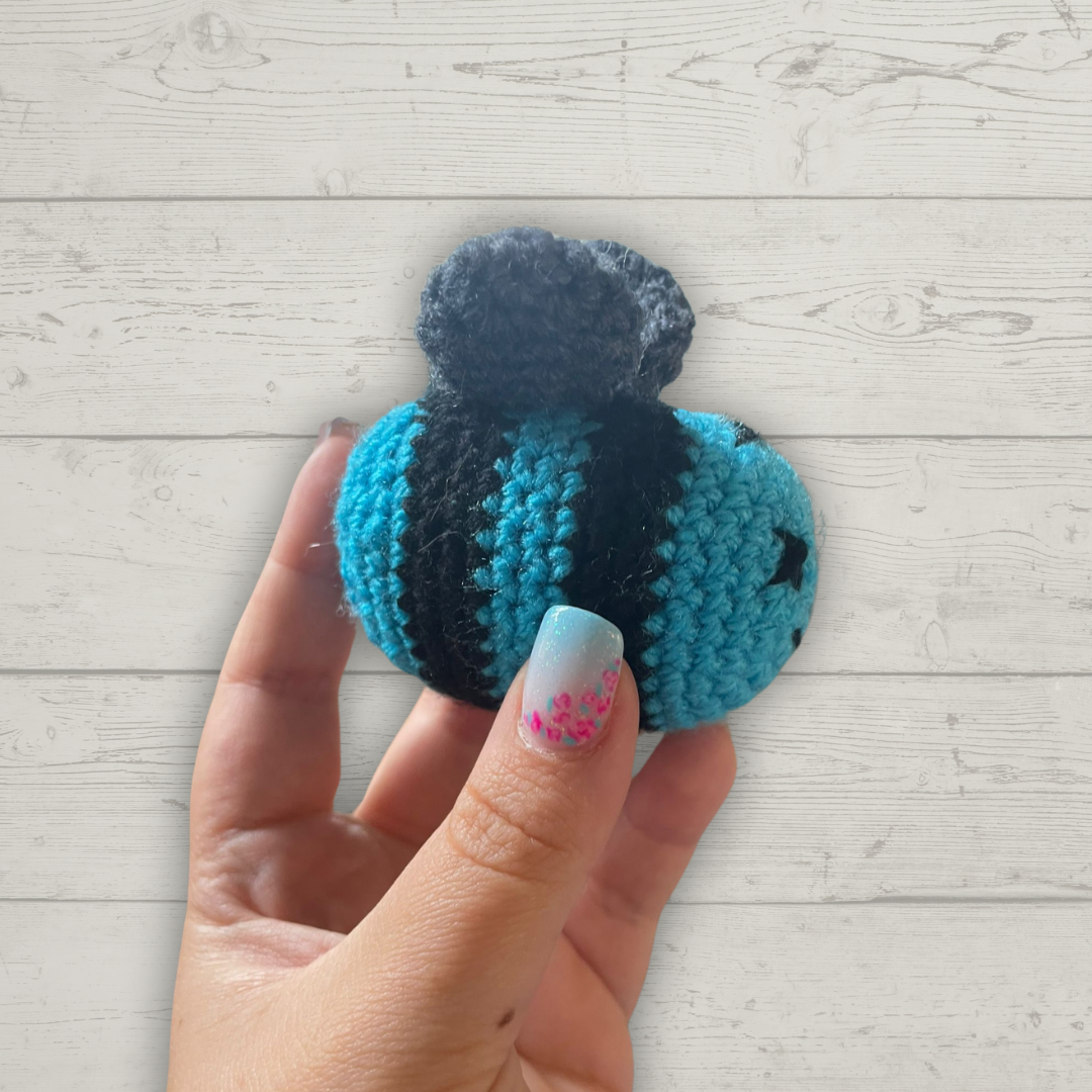 Blue Zom-bee crochet toy