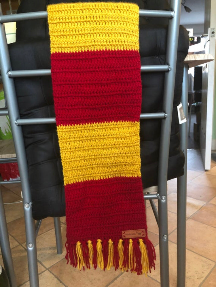 Crochet Wizard House Scarf
