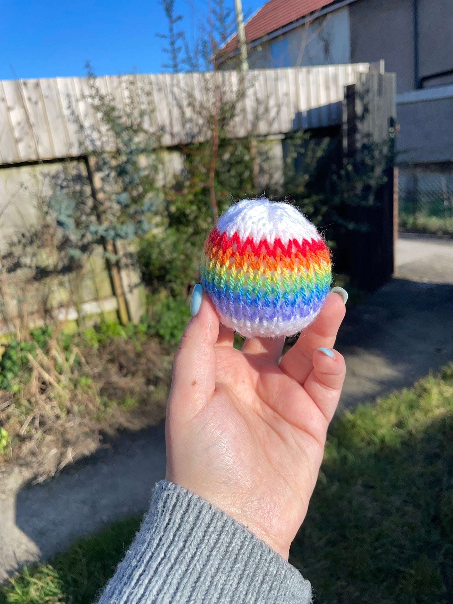 Knitted Catnip Ball- Random Colour