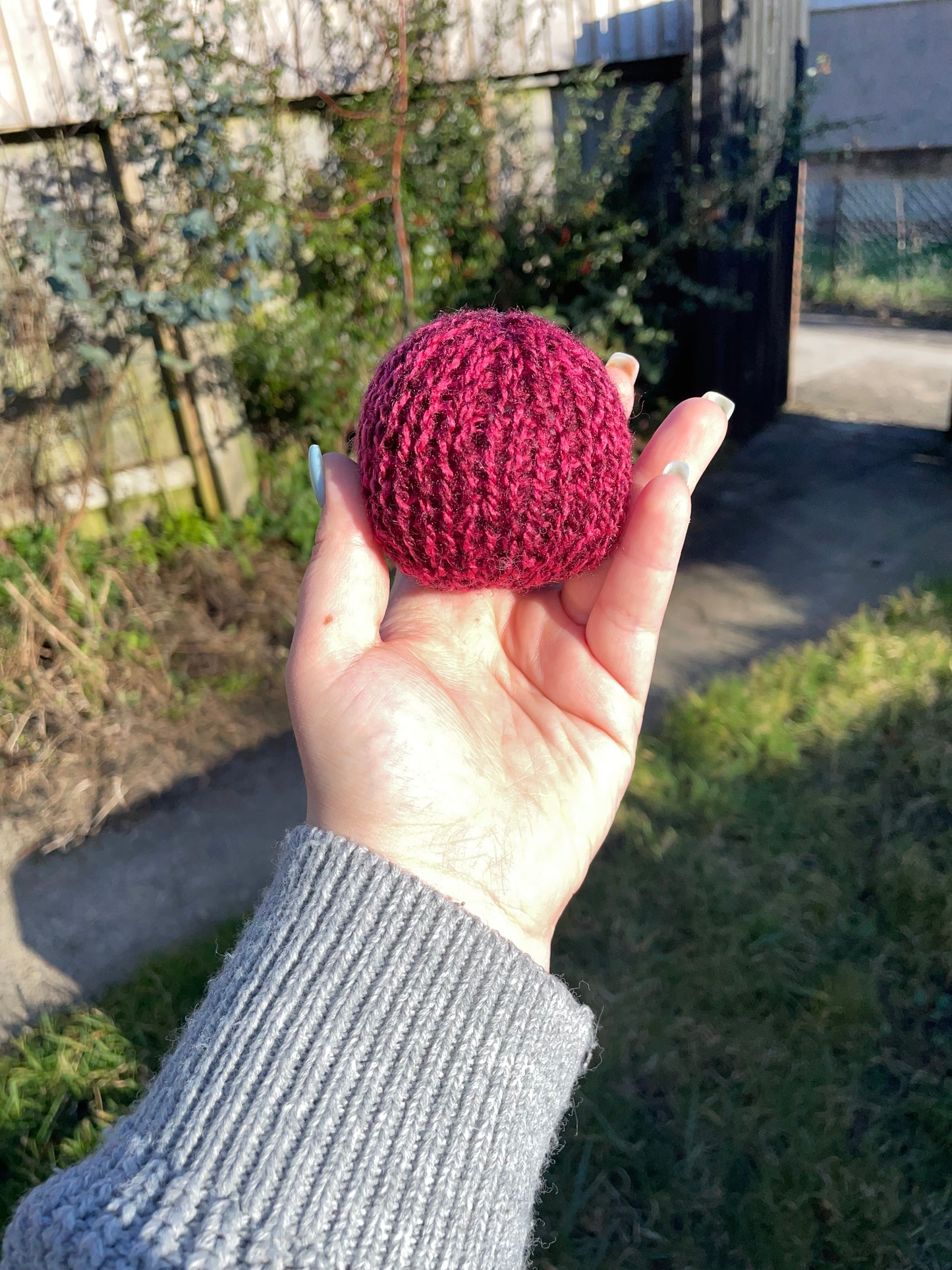 Knitted Catnip Ball- Random Colour